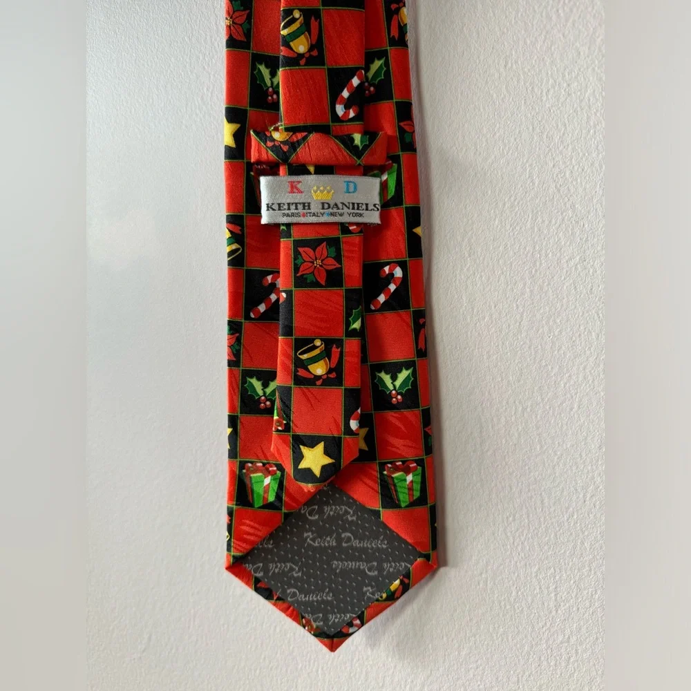 Keith Daniels Festive Whimsical Holiday Men's Neck Tie‎